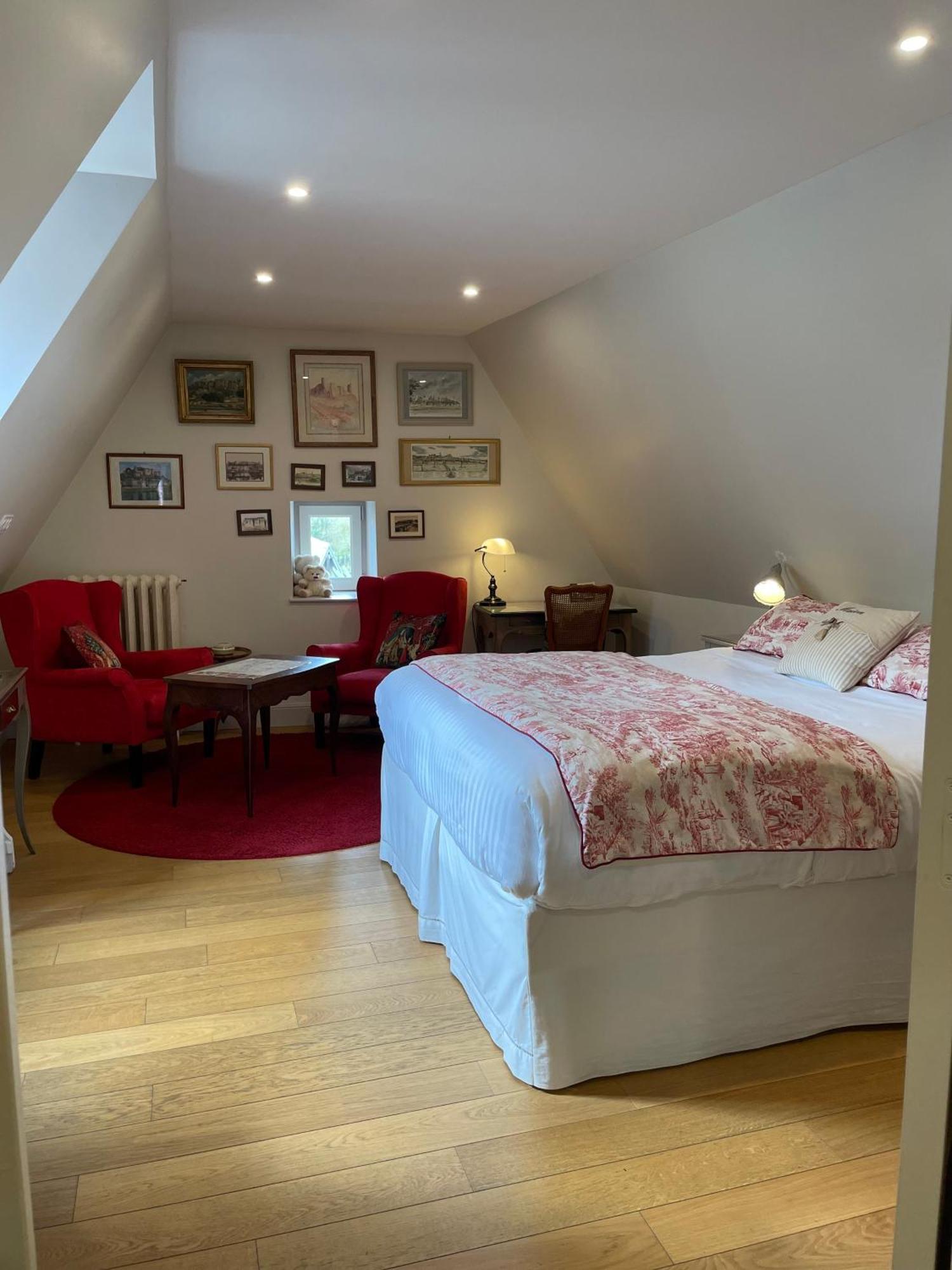 Au Relais Saint Maurice Bed and Breakfast Chinon Esterno foto