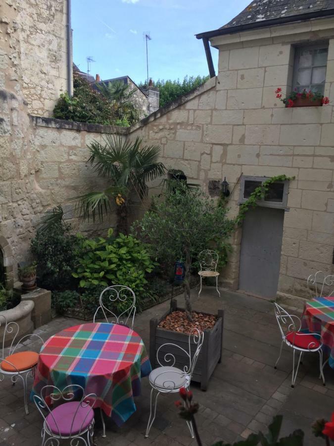 Au Relais Saint Maurice Bed and Breakfast Chinon Esterno foto